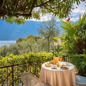 hotel-silvana-garni.it-lombardy.com/
